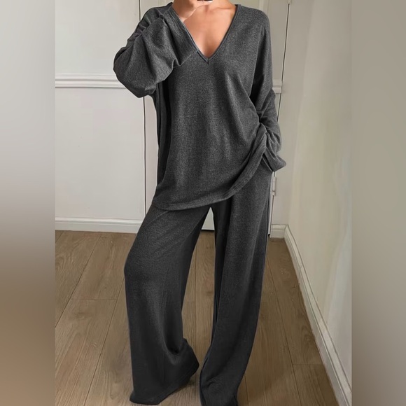 Women's Gray Lounge Set New Boutique Comfy Chic - Picture 3 of 3